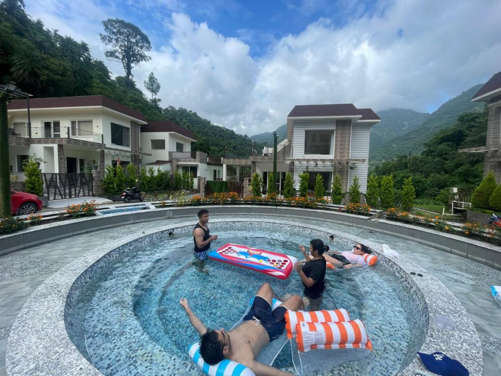 Living at 3,200 Feet: Climate, Air and the Dehradun Hills